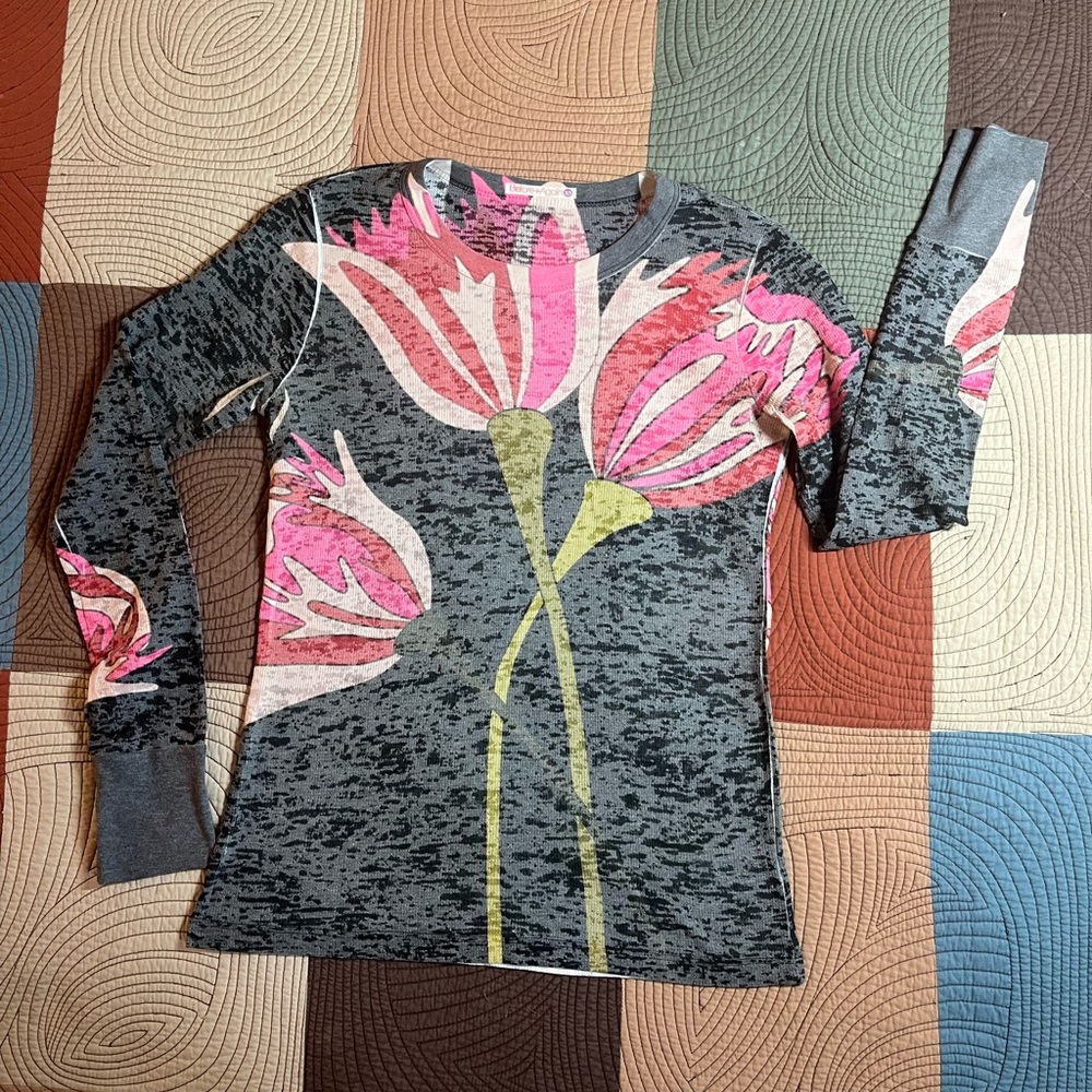 Vintage Long Sleeved T Shirt XS